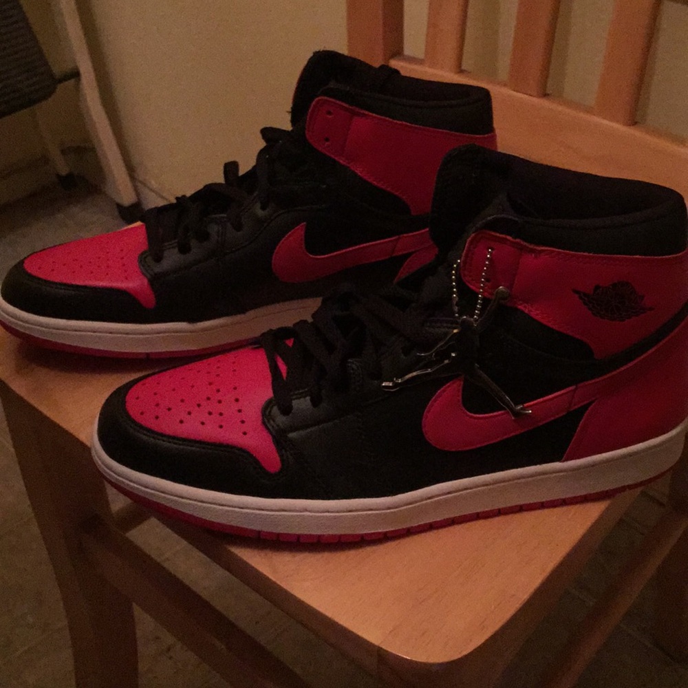 Air Jordan I Retro Black/Red 2001